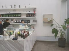 -UNI UNI(环亚凯瑟琳店)