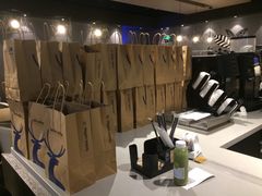 -瑞幸咖啡(新世界中心店)