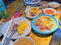 -老牌坊云南鱼豆花火锅(哈西万达店)