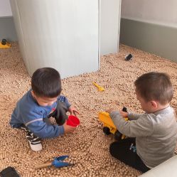 -BabyMonster小怪兽亲子派对·餐厅乐园(金月湾店)