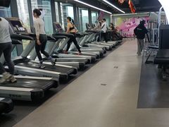 -超鹿运动(五四路恒力城店)