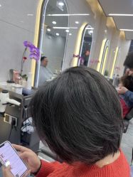 -七分屋LA·烫发·染发·剪发