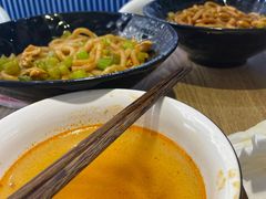 -壹粉屋新疆炒米粉(建外SOHO东区店)