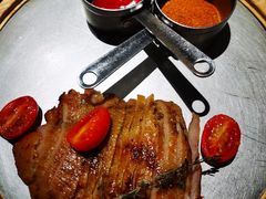 炭烧猪颈肉-小大董·烤鸭(凤凰汇店)