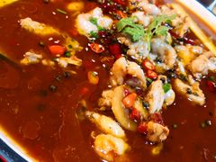 -虾弄弄海派小龙虾·牛羊蝎子火锅