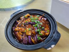 鱼香茄子煲-一盐堂本帮菜(外滩店)