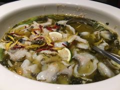 柠檬酸菜鱼-童年小筑餐厅(申花路店)
