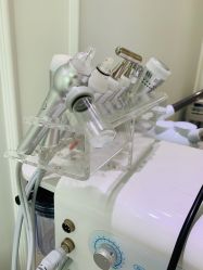 -F.N冻龄皮肤管理中心