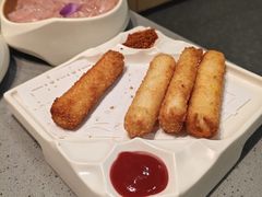 一口爆浆芝士鱼条-海底捞火锅(中州万达店)