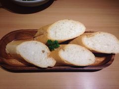 法包-Lia Cafe Bar Restaurant松山咖啡屋