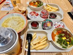 -匠本米所·炸酱米线·潮汕小食(万象食家店)