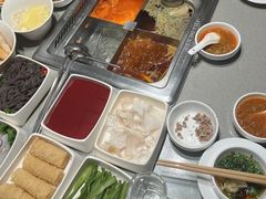 -海底捞火锅(让胡路万达店)