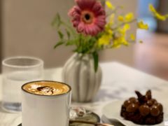 -潮一不贰·法式甜品·生日蛋糕·西式简餐(外滩店)