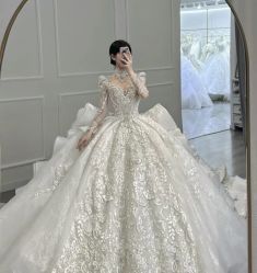 -GRACE KELLY婚纱与礼服(北京店)
