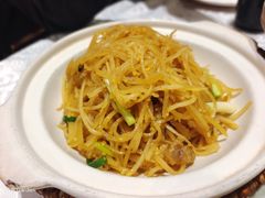 油渣香葱土豆丝-马凯餐厅(地安门店)