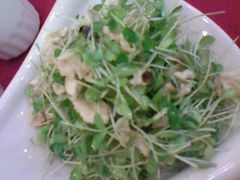 香椿芽拌核桃仁-九头鸟酒家(四道口店)