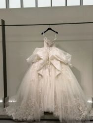 -南京宝娜嫁衣婚纱礼服馆(中央路店)