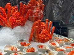 -雍容荟帝王蟹活龙虾展台自助(IFS黑金店)