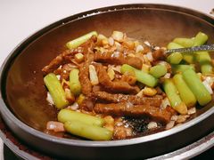 -新荣记(BFC外滩金融中心店)