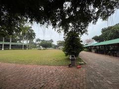 -侯臣咖啡文化村