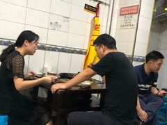 -石灰市毛记烧鸡公(解放碑店)