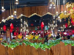 -老滇山寨•云南特色菜•地方菜•民族风情歌舞表演(金碧店)