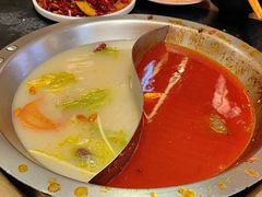 -沸炉重庆老火锅(军事博物馆店)