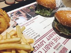 -The Habit Burger Grill 哈比特汉堡(复兴soho店)