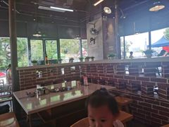 大堂-憨铁匠老火锅(龙岗万科里店)