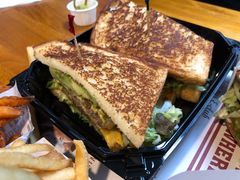 圣塔芭芭拉经典牛肉特堡-The Habit Burger Grill 哈比特汉堡(复兴soho店)