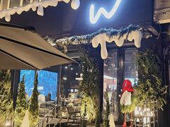 -W COLLECTIVE  DESSERT SHOP