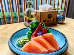 三文鱼北极贝刺身-村上一屋(望京店)