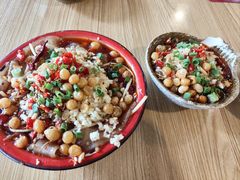 极品杠上脑花-拐枣巷小串串(财大店)