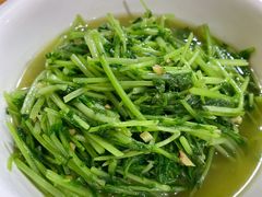 炒萝卜叶-笨罗卜浏阳菜馆(星沙店)