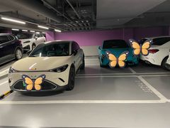 -徐汇万科中心-停车场