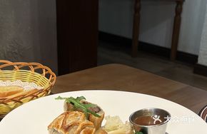 Signature Wellington Steak