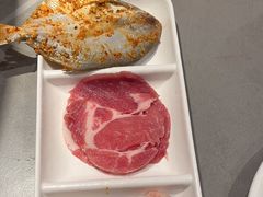 -山焱·炭火自助烤肉(周浦万达店)