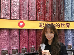 -m豆巧克力世界(上海世茂广场店)