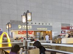 -麦当劳(高铁南站店)