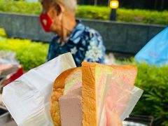 -詹爷爷乌节路街头冰淇淋