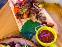 -米德维奇俄式西餐厅(西六道街店)