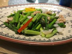 -宝燕海货工场(长江国际店)