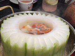 -得意咚瓜·顺德鱼生·冬瓜火锅(深圳首店)