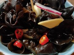 -洞庭土菜小炒馆(易发广场店)