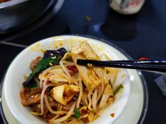 -周良天山牛杂城(天山路总店)