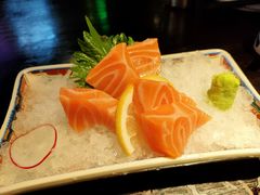 皇冠三文鱼-九本居酒屋(学院路店)