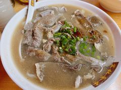 牛腩配鱼滑-荔林食店(西华路店)