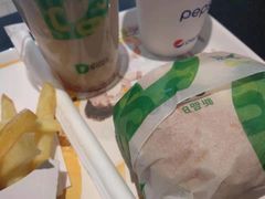 -德克士(中心医院店)