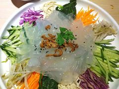 -关东小磨东北菜(上海长风大悦城店)
