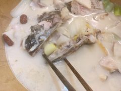 -滇香肴·云南菜蒸汽石锅鱼(云南北路店)